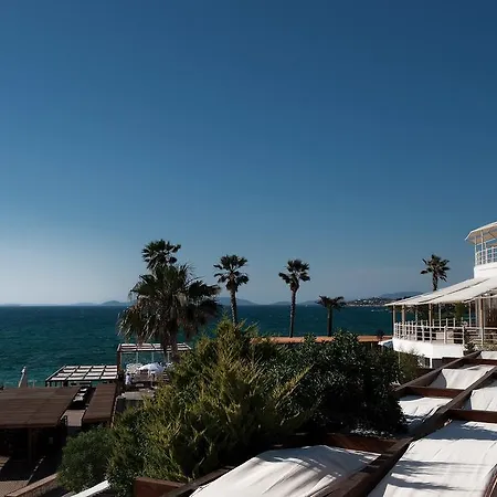 Hotel Ceshme 3*