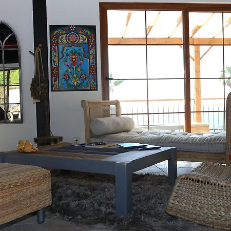 Ceshme Hotel Çeşme