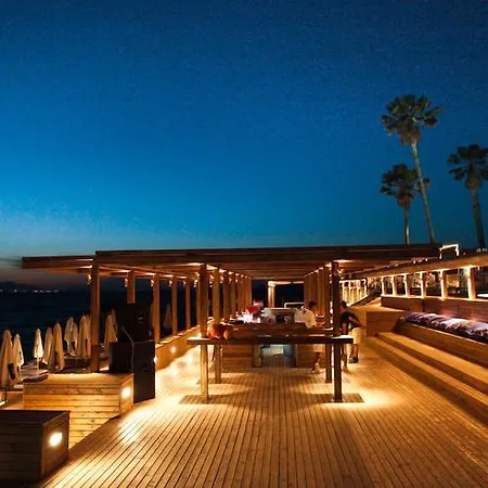Hotel Ceshme