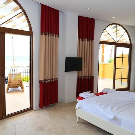 Ceshme Hotel Çeşme