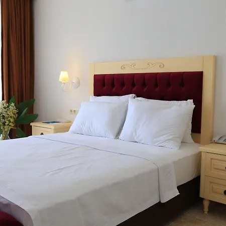 מלון Ceshme Çeşme